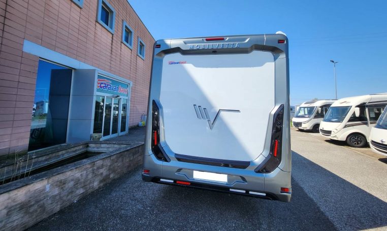 mobilvetta-kyacht64-caravanbacci