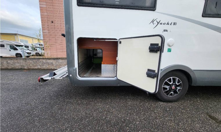 mobilvetta-kyacht80-caravanbacci