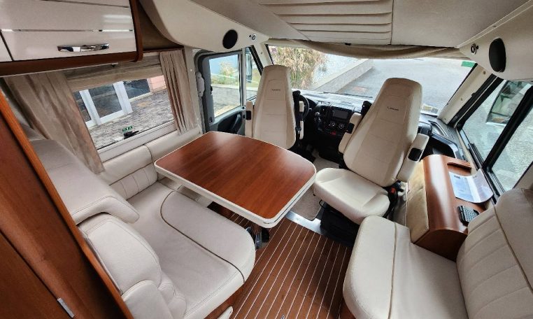 mobilvetta-kyacht80-caravanbacci