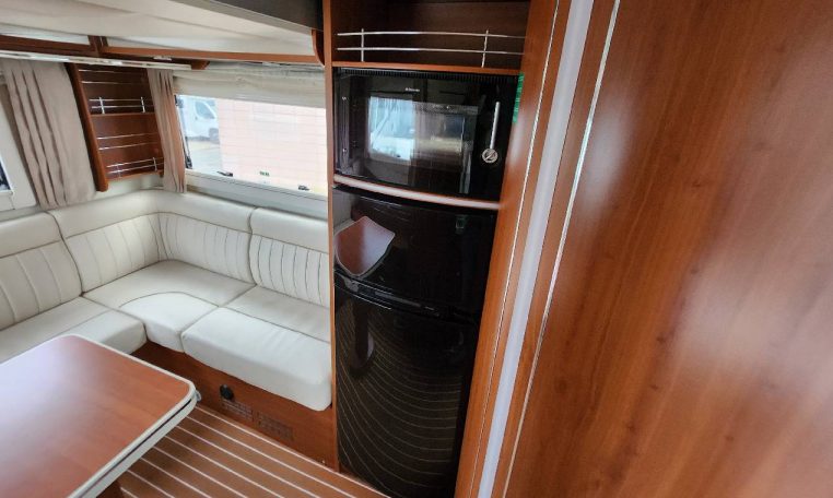 mobilvetta-kyacht80-caravanbacci