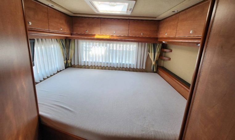 carthago-mondial57dbh-caravanbacci