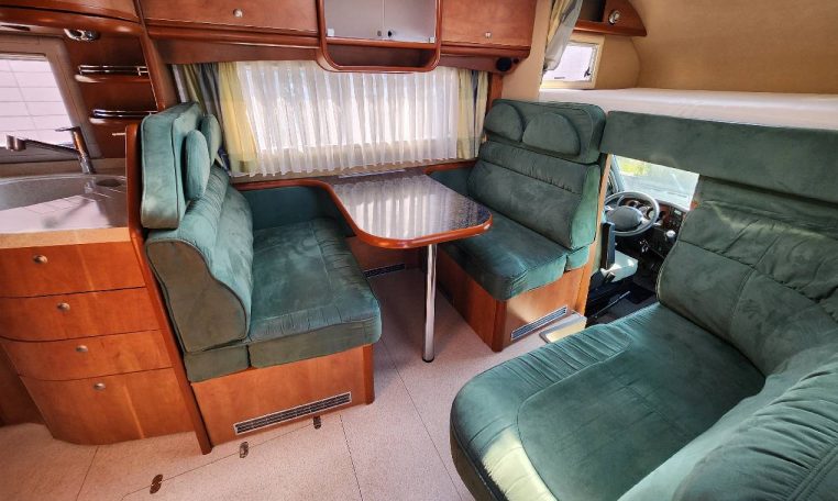 carthago-mondial57dbh-caravanbacci
