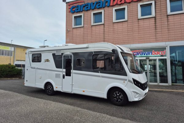 laika-kosmo909le-caravanbacci