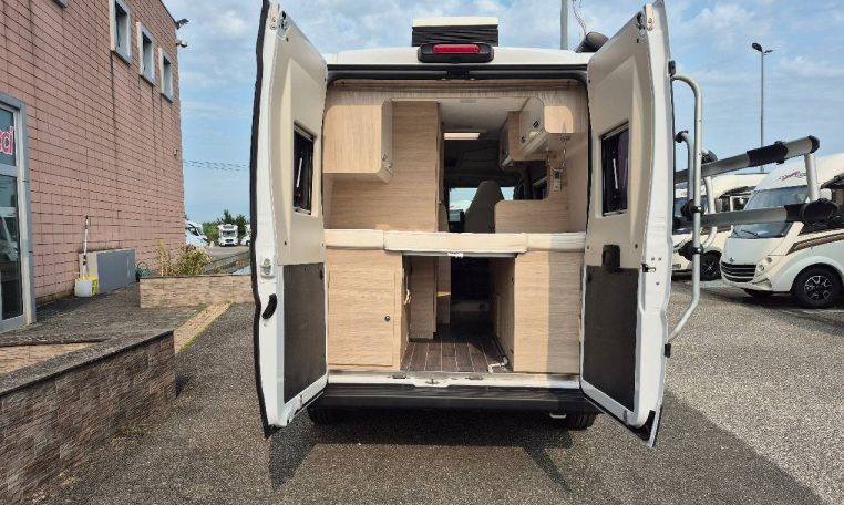 ci-kyrosk2-caravanbacci