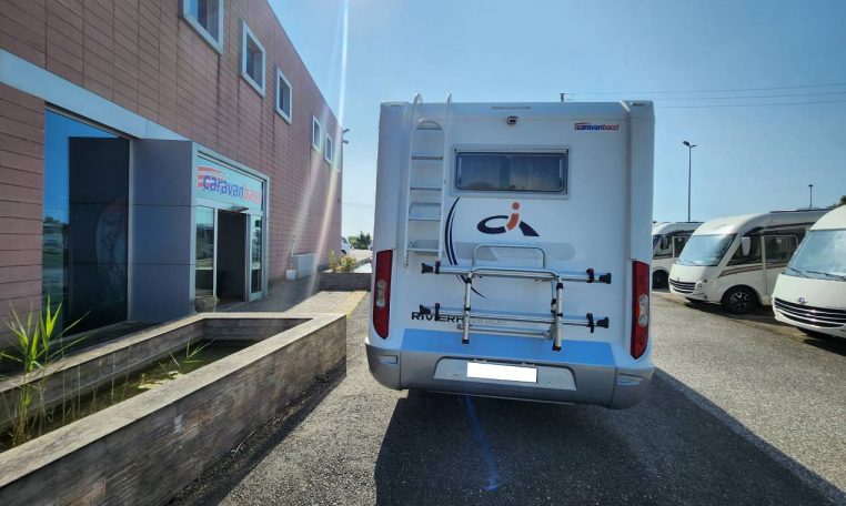 ci-rivieragaragem-caravanbacci