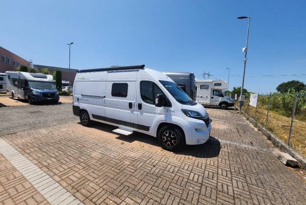 hymer-grandcanyon-caravanbacci