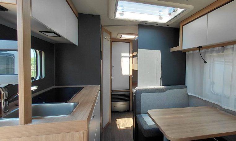 knaus-sport500kd-caravanbacci