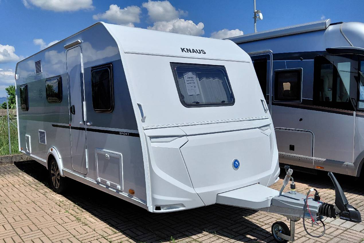 knaus-sport500kd-caravanbacci