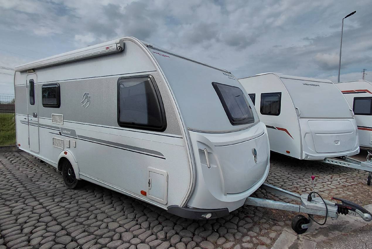 knaus-sudwind550fsk-caravanbacci
