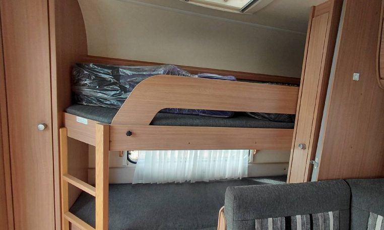 knaus-sudwind550fsk-caravanbacci