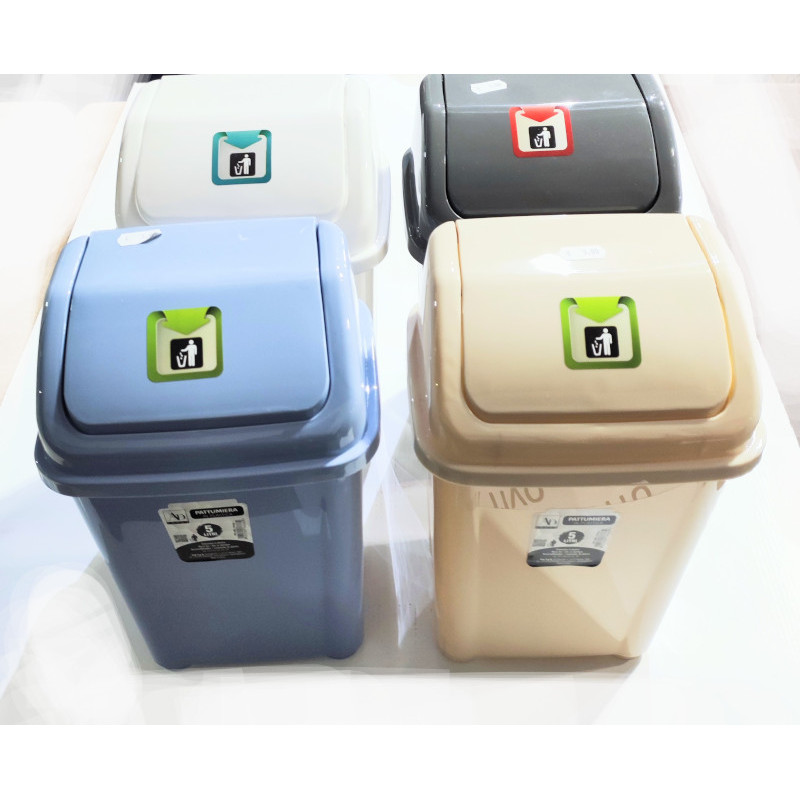 cestino pattumiera in plastica con coperchio basculante caravanbacci