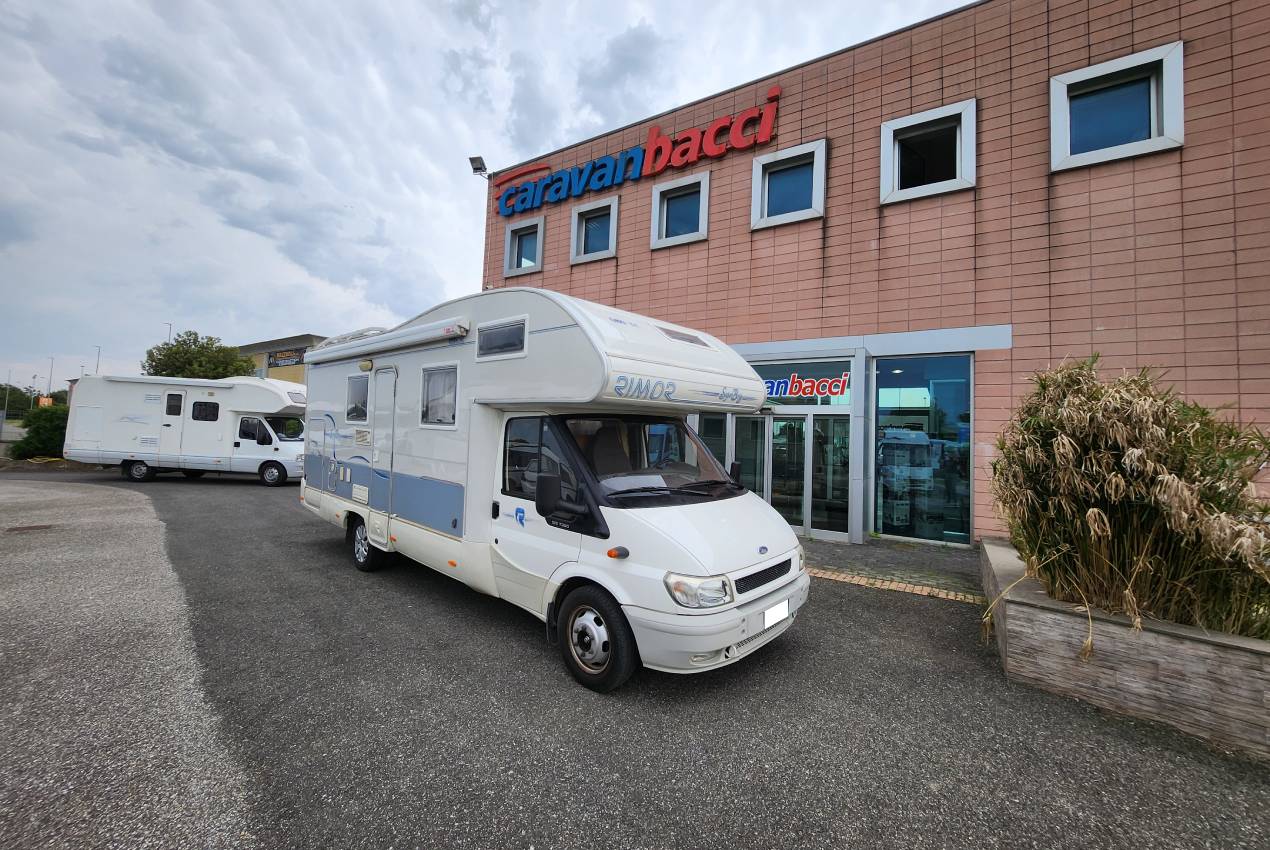 rimor-superbrig680tc-caravanbacci