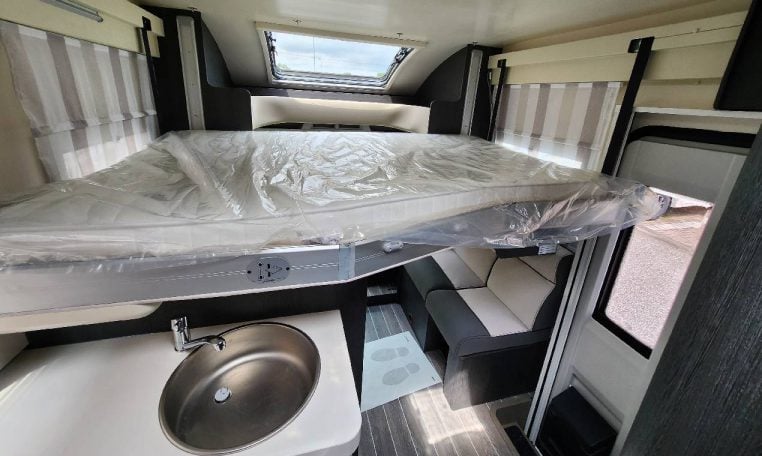 rollerteam-kronos295tl-caravanbacci