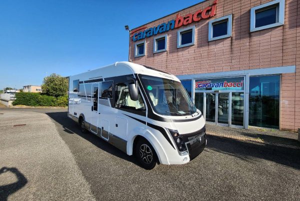 mobilvetta-kyacht90-caravanbacci