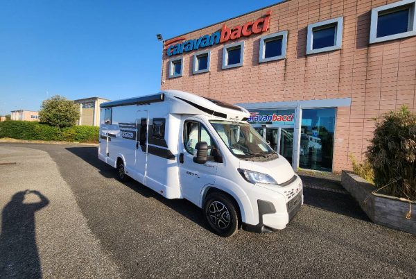 rollerteam-zefiro287tl-caravanbacci