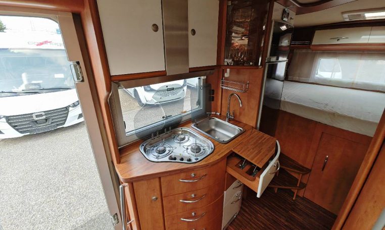 carthago-cline3.8-caravanbacci