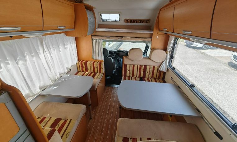ci-elliot40maxi-caravanbacci