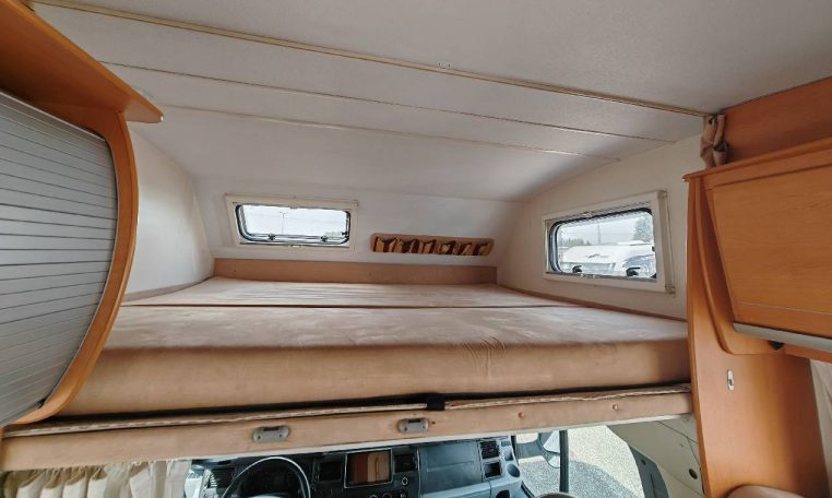ci-elliot40maxi-caravanbacci