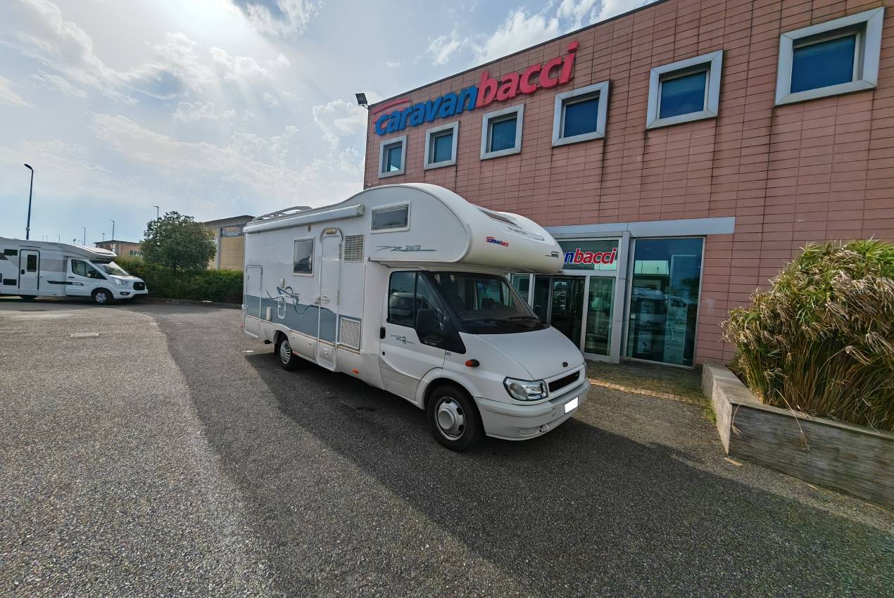 rimor-superbrig677tc-caravanbacci