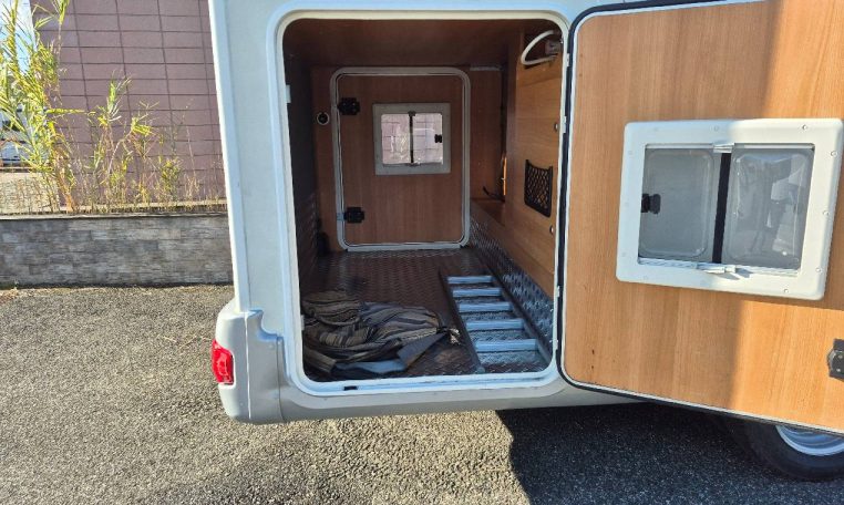 challenger-mageo192-caravanbacci