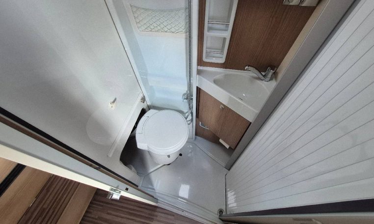 malibu-640lek-caravanbacci