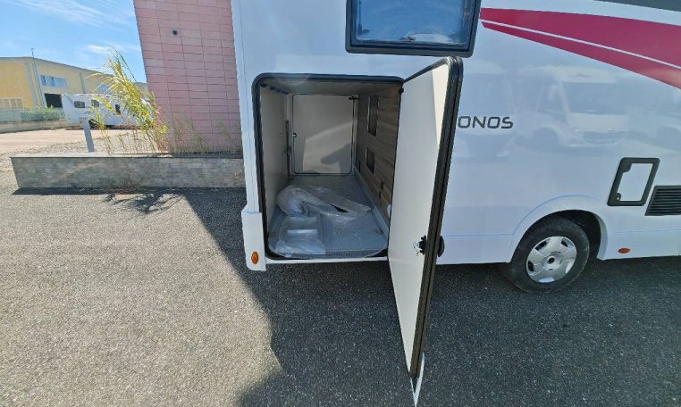 rollerteam-kronos284tl-caravanbacci