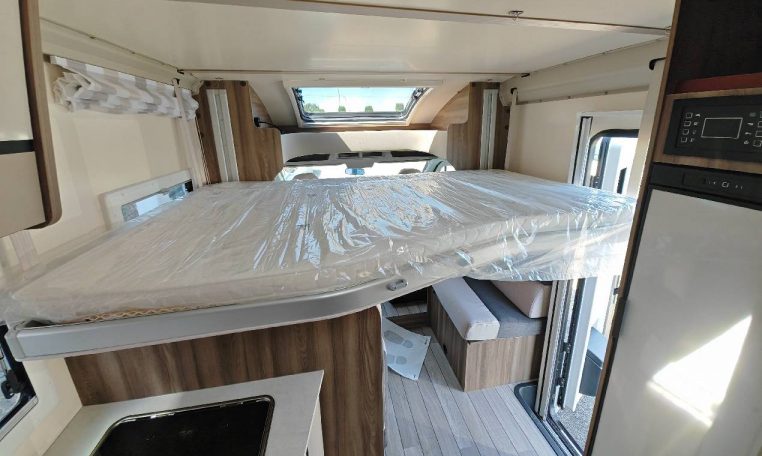 rollerteam-kronos284tl-caravanbacci
