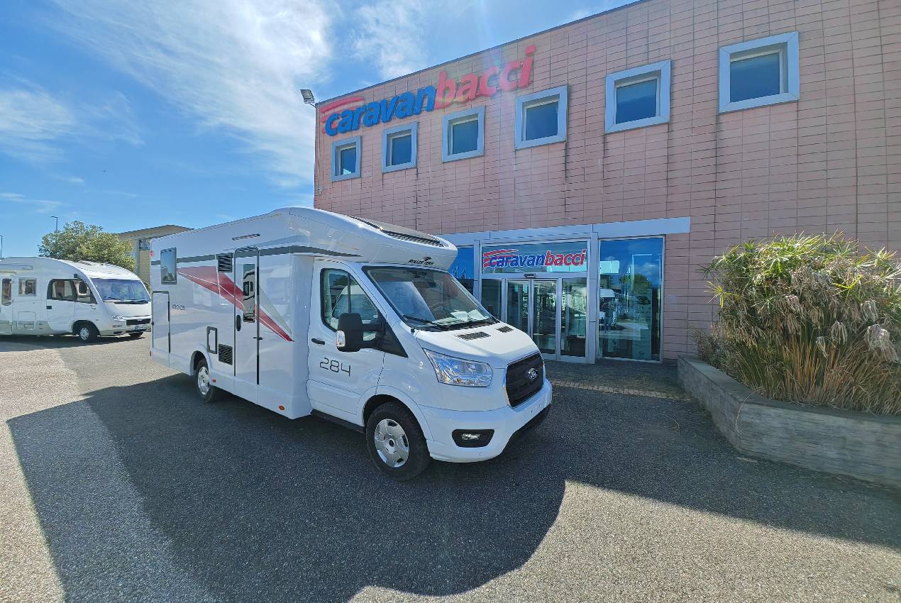 rollerteam-kronos284tl-caravanbacci