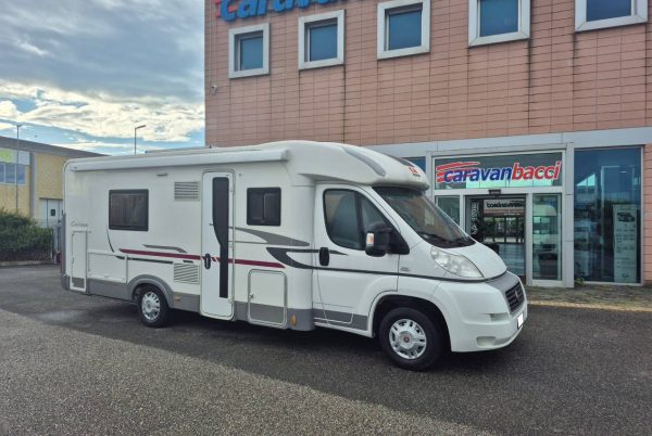 adria-coral670slt-caravanbacci