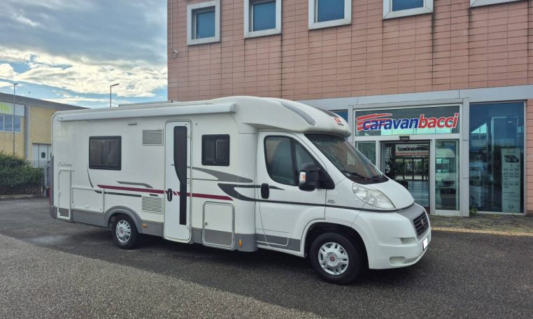 adria-coral670slt-caravanbacci