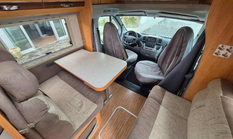adria-coral670slt-caravanbacci
