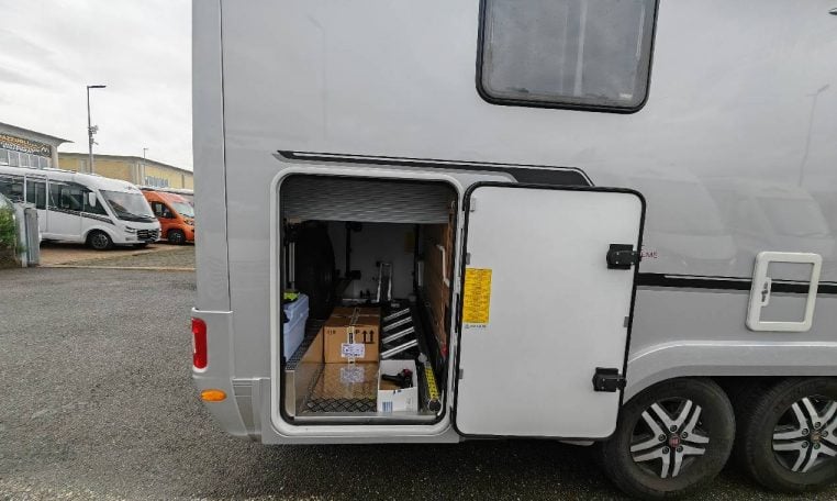 adria-sonic810scsupreme-caravanbacci