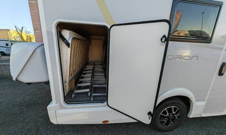 ci-horon77m-caravanbacci