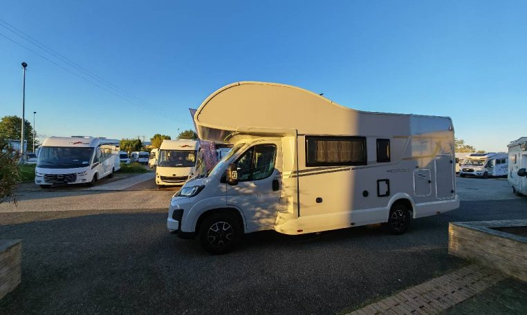 ci-horon77m-caravanbacci