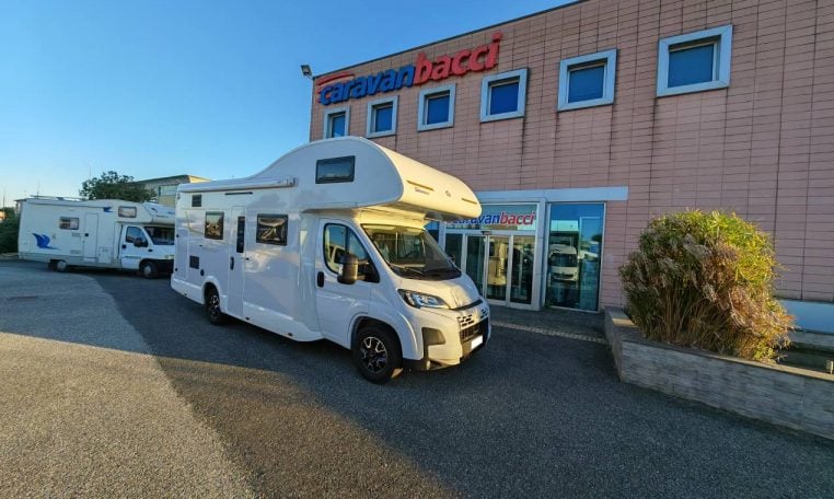 ci-horon77m-caravanbacci