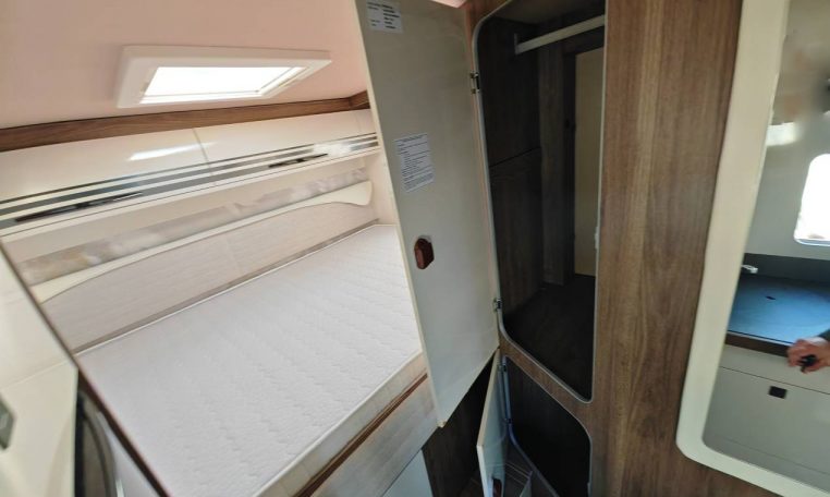 ci-riviera98xt-caravanbacci