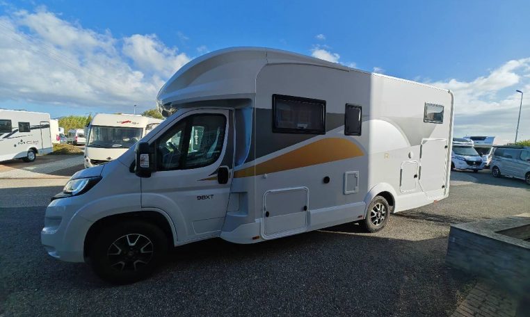 ci-riviera98xt-caravanbacci