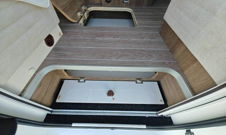 ci-riviera98xt-caravanbacci