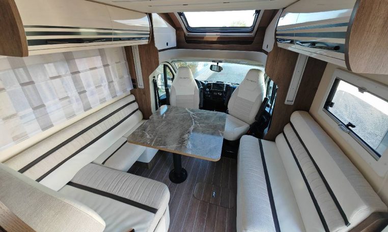 ci-riviera98xt-caravanbacci