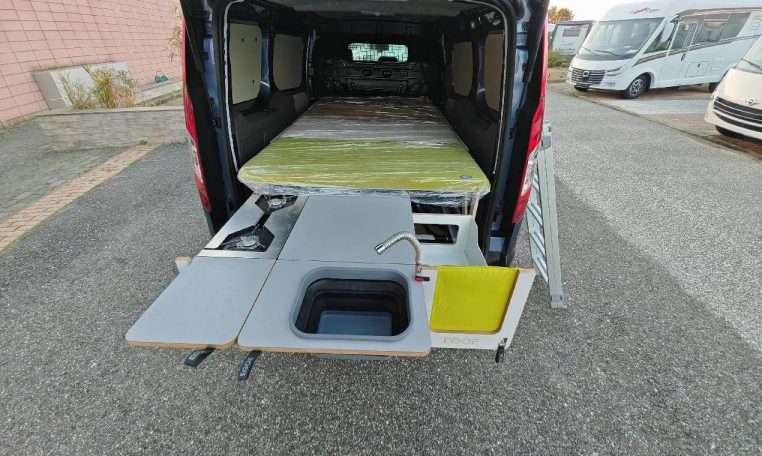 ford-connect-caravanbacci