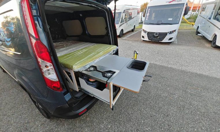 ford-connect-caravanbacci