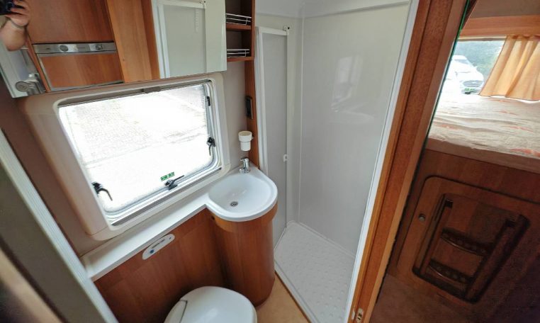 giottiline-graaly451-caravanbacci