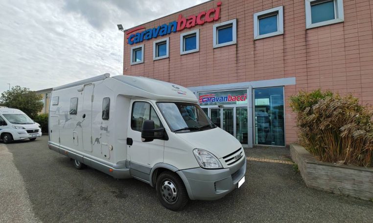 giottiline-graaly451-caravanbacci