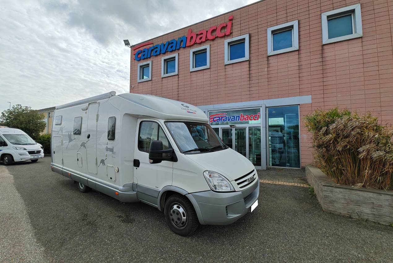 giottiline-graaly451-caravanbacci