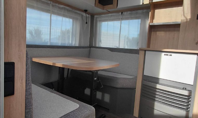 knaus-sport460eu-caravanbacci