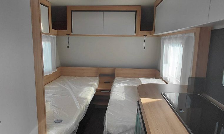 knaus-sport460eu-caravanbacci
