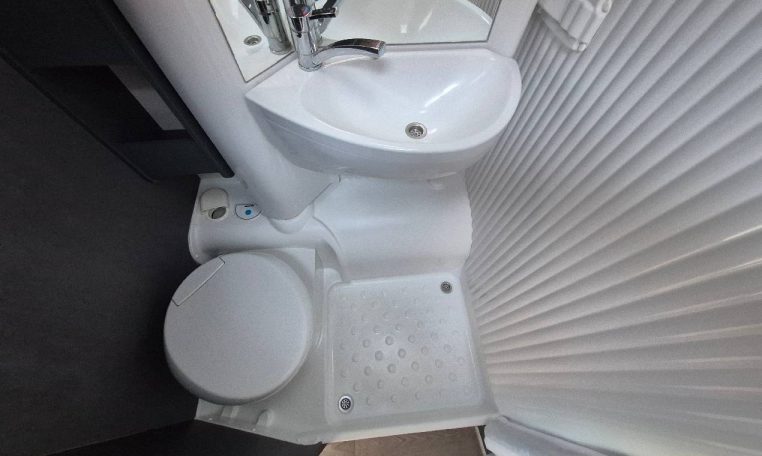 laika-kosmo319l-caravanbacci