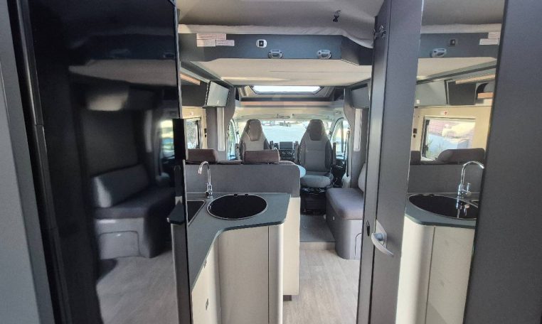 laika-kosmo319l-caravanbacci