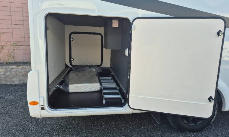 laika-kosmo319l-caravanbacci