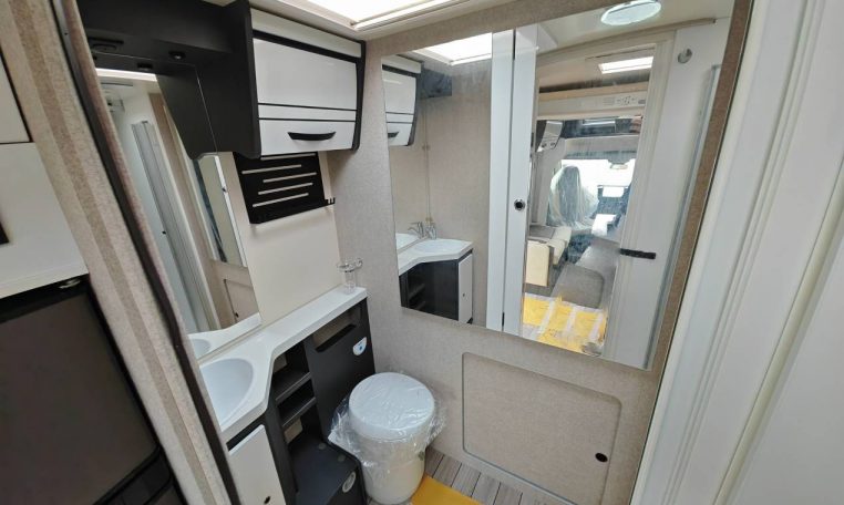 mclouis-mc4321-caravanbacci